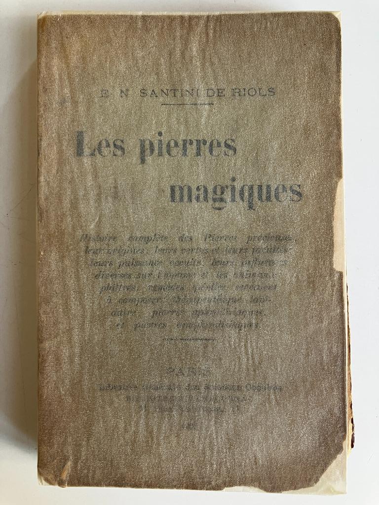 Les pierres magiques - E.N. Santini De Riols, Enlèvement