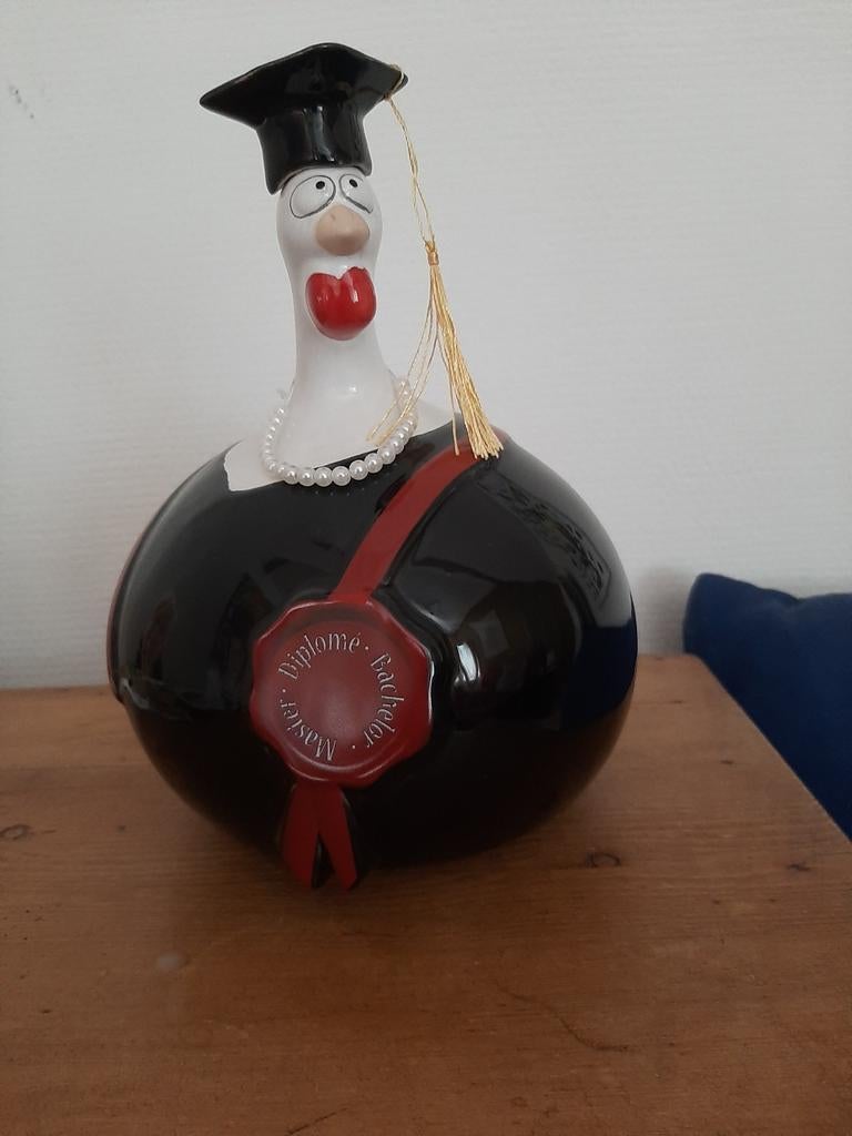 Cadeau en porcelaine pour célébrer une étape spéciale, Envoi, Neuf, Porcelaine, Statue(s)