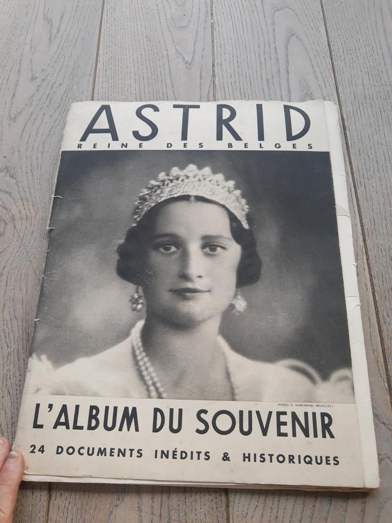 Album met foto's, koningin Astrid, Ophalen of Verzenden, Zo goed als nieuw