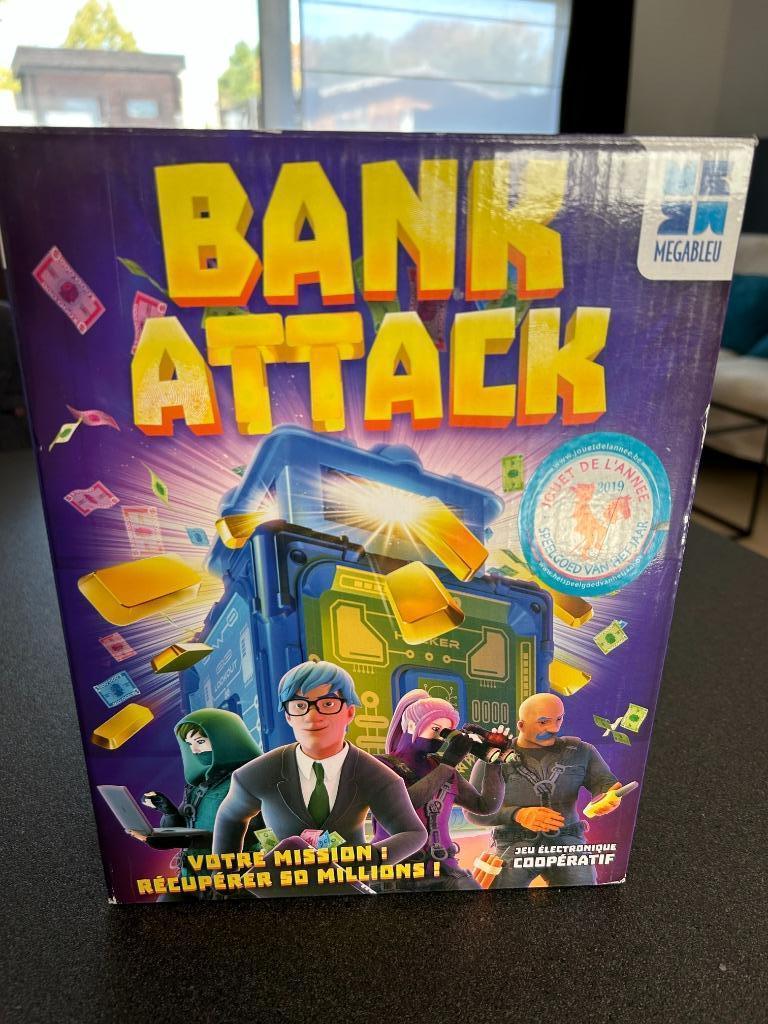 Bank Attack en français - jeu interactif, Trois ou quatre joueurs, Enlèvement, Utilisé, Megableu