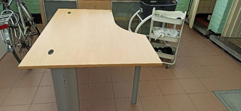 heel stevig bureau, Huis en Inrichting, Bureaus, Ophalen, Gebruikt