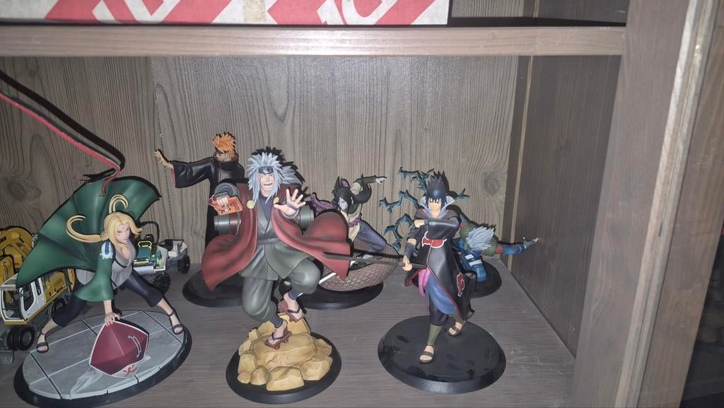 Figurine naruto shippuden, Enlèvement