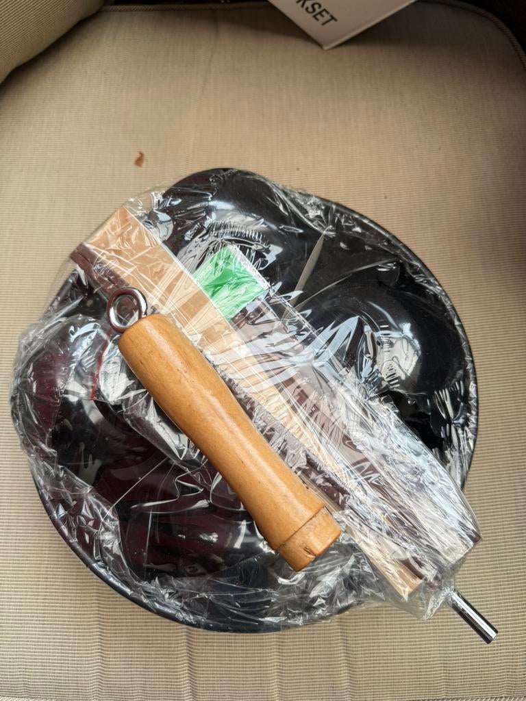 Wok, Electroménager, Enlèvement, Neuf, 4 à 7 personnes