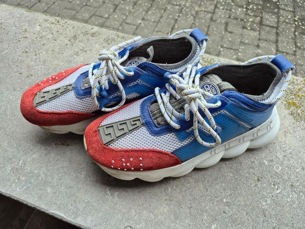 Versace chain reaction white blue red maat 43, Ophalen, Overige kleuren, Zo goed als nieuw, Sneakers