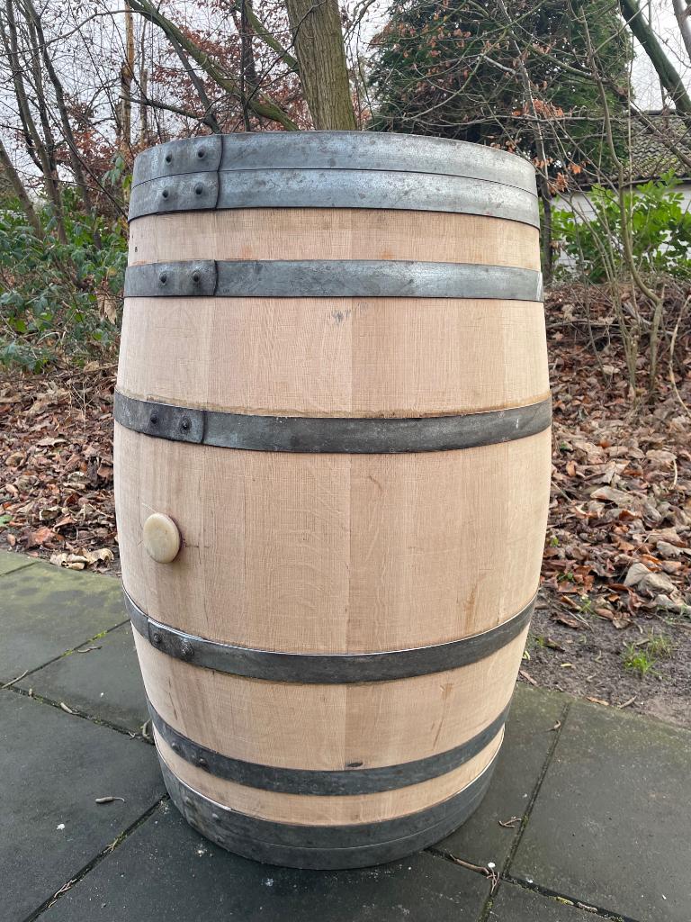 Nieuwe* 225 Ltr wijnvaten / wijnton / regenton., Tuin en Terras, Regentonnen, 150 liter of meer, Ophalen of Verzenden, Zo goed als nieuw