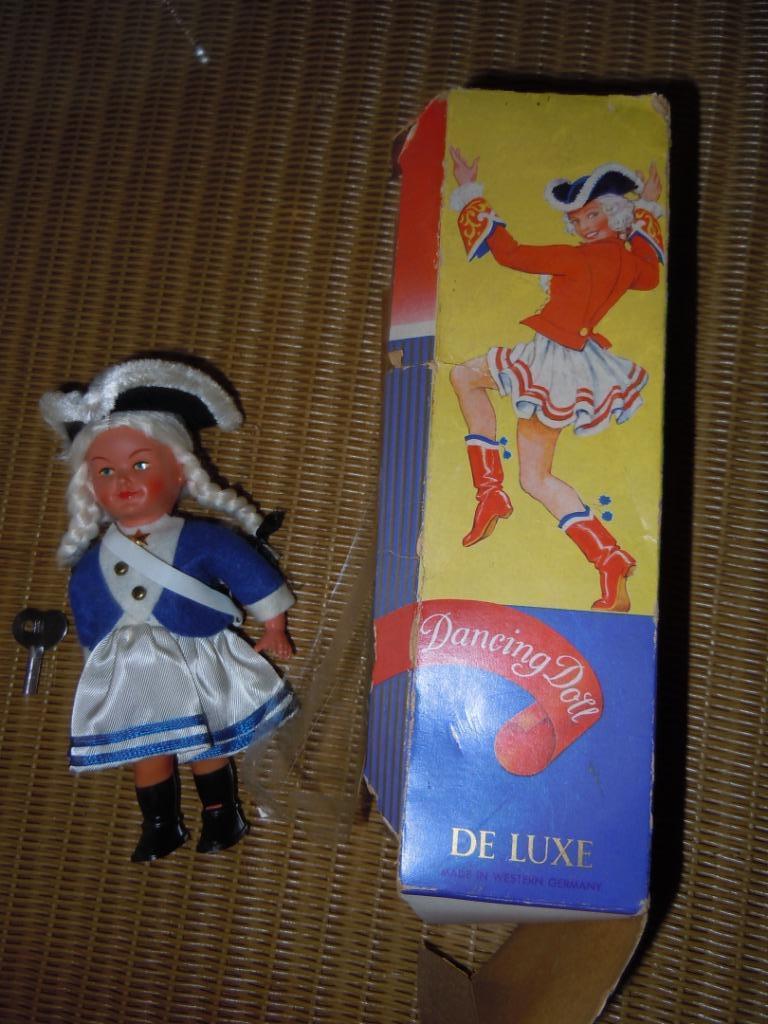 poupeé dansante de luxe Sweetheart Tanzpuppe, Enlèvement ou Envoi