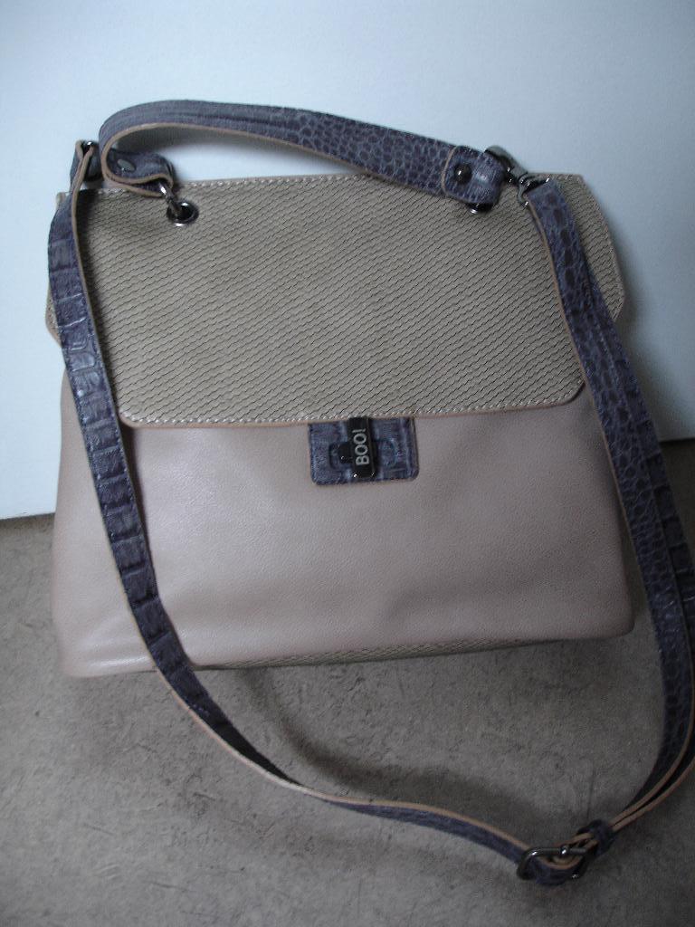 Beige handtas Boo nooit gebruikt, Handtassen en Accessoires, Tassen | Damestassen, Ophalen of Verzenden, Nieuw, Beige, Handtas