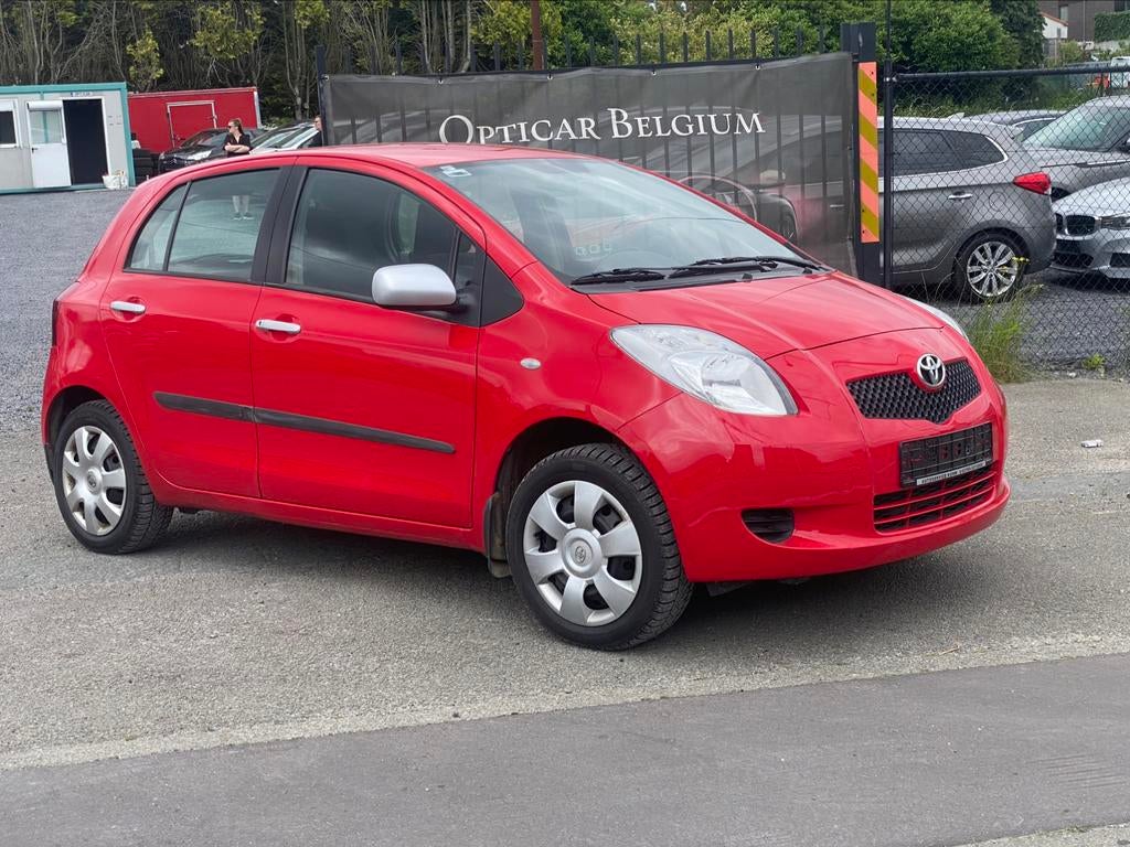TOYOTA YARIS 1.0 VTT-i, Auto's, Voorwielaandrijving, Stof, Zwart, 4 cilinders