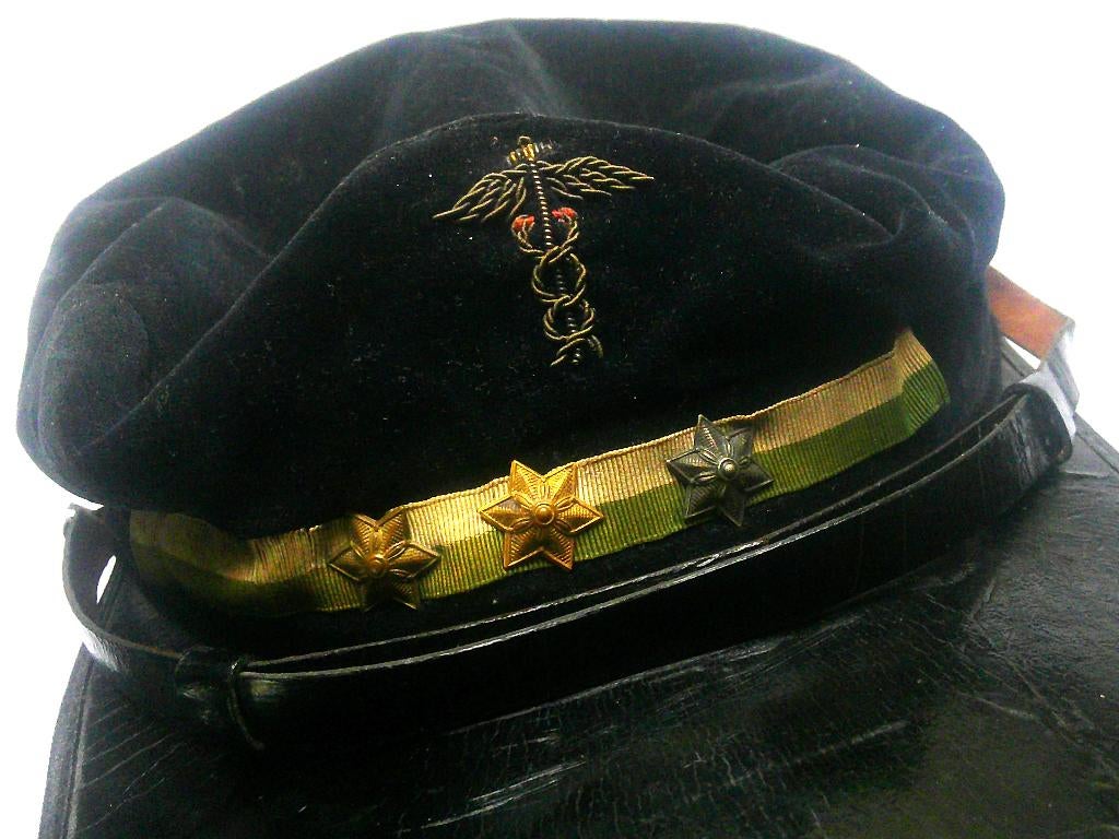 Penne ESCC (plus tard ISCC) Mons de l'entre-deux-guerres, Collections, Envoi, Autres, Casque ou Béret