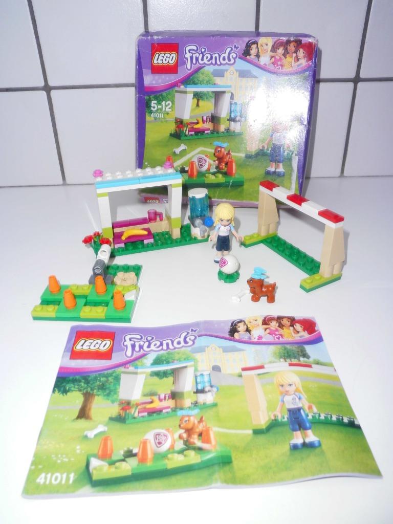 lego 41011 van friends Stephanie's Soccer Practice, Kinderen en Baby's, Speelgoed | Duplo en Lego, Zo goed als nieuw, Lego, Complete set