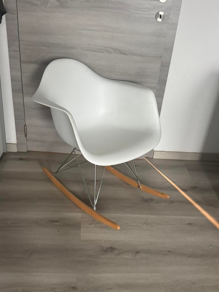 Chaise à bascule impeccable, Maison & Meubles, Chaises, Enlèvement, Comme neuf