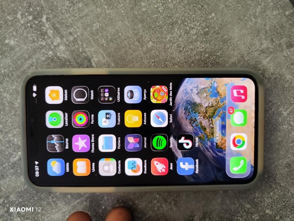 Iphone 11 pro max 256 go  Vert sidéral, Télécoms, Téléphonie mobile | Apple iPhone, Enlèvement, Vert, IPhone 11