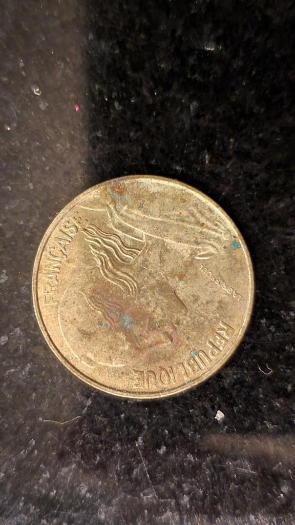 Pièces anciennes, Enlèvement