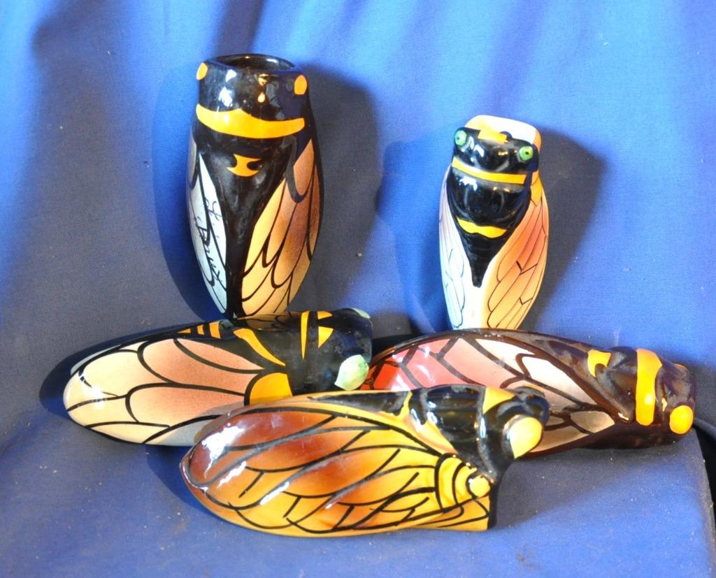 lot de 5 cigales bouquetiere mural en faience, Antiquités & Art, Enlèvement ou Envoi