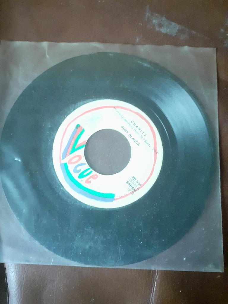 45T Burt Blanca : Charity / A working man (Belpop), Enlèvement ou Envoi