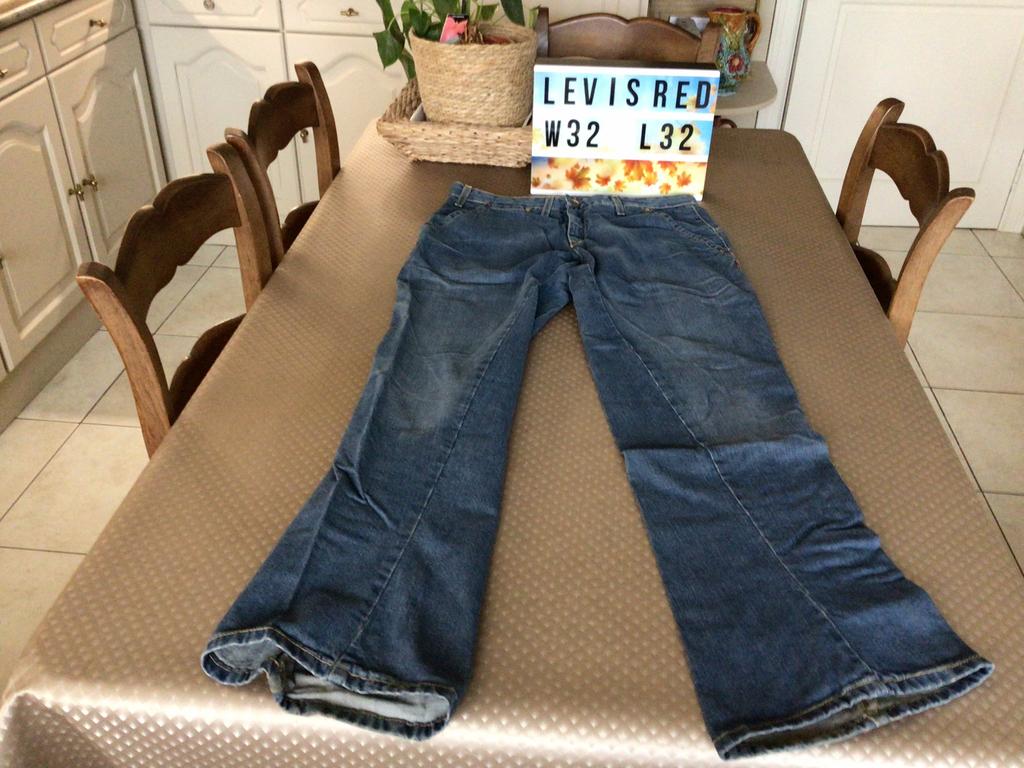 Levi,s red baggy model, Kleding | Heren, Spijkerbroeken en Jeans, Ophalen of Verzenden, Zo goed als nieuw, Blauw, W32 (confectie 46) of kleiner