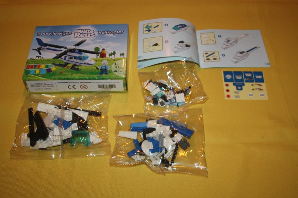 Bouw je eigen WITTE REUS helikopter ( 111 pcs ) reclame box, Verzamelen, Merken en Reclamevoorwerpen, Nieuw, Overige typen, Ophalen