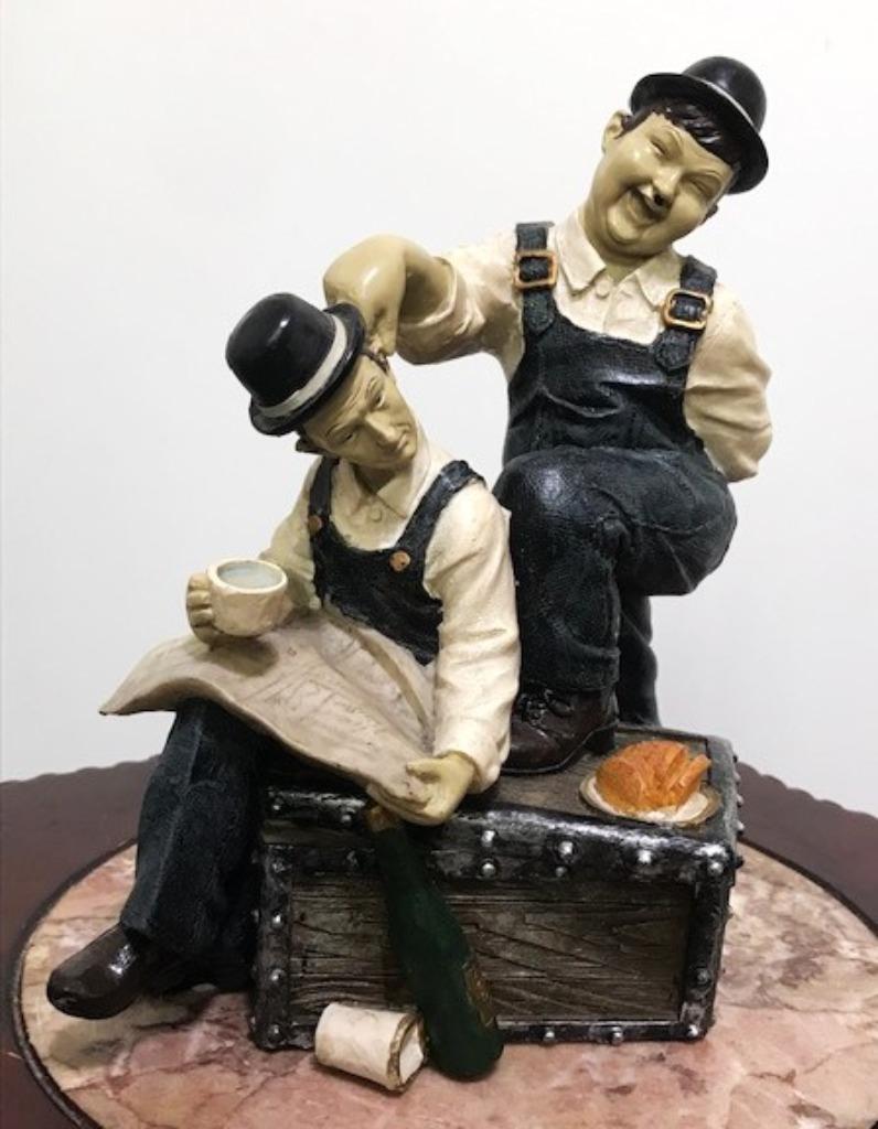 Laurel en Hardy Sculptuur "schafttijd!"😍💑😄🎁☕🤗👌, Antiek en Kunst, Ophalen of Verzenden