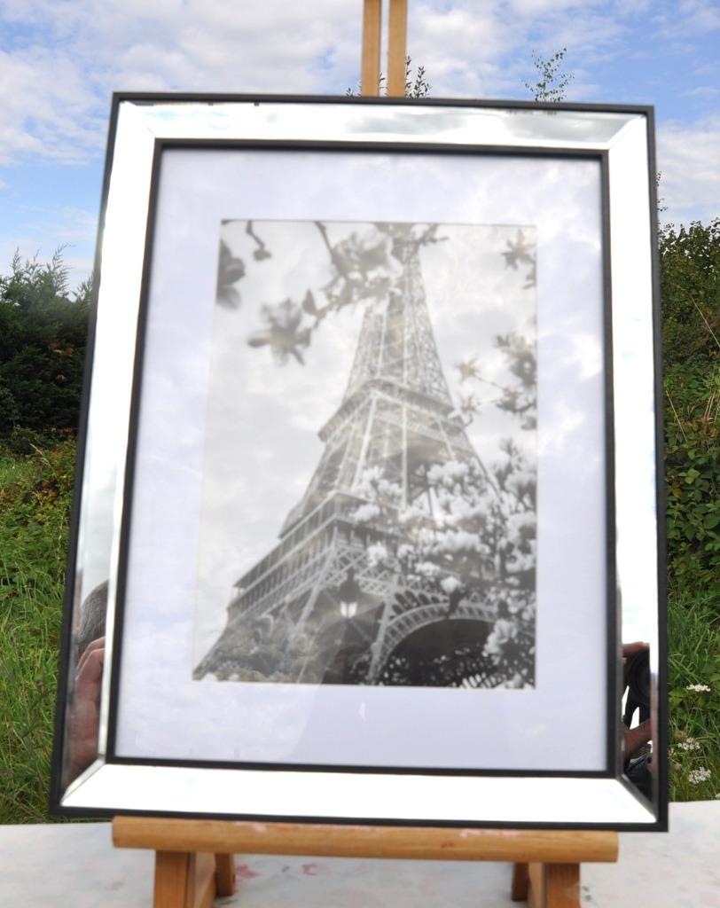 cadre tour plastifié et miroir avec photo tour Eiffel, Maison & Meubles, Enlèvement ou Envoi, Comme neuf, Moins de 50 cm, Moins de 50 cm