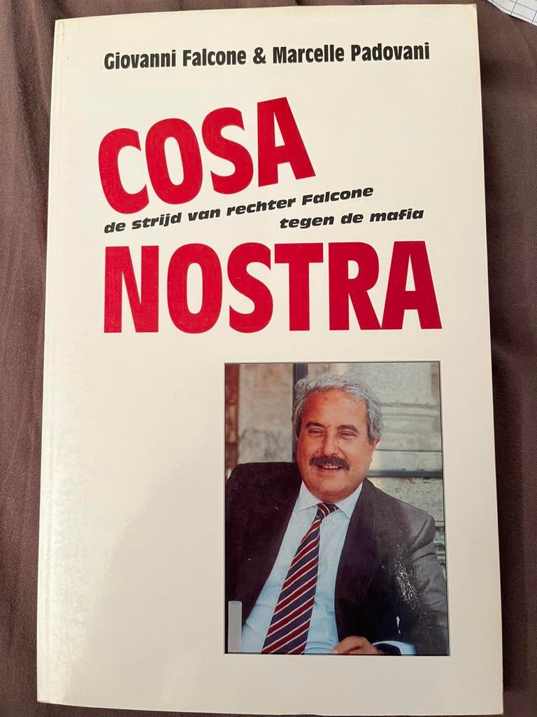 Falcone - Cosa nostra, Boeken, Ophalen of Verzenden, Zo goed als nieuw, Falcone