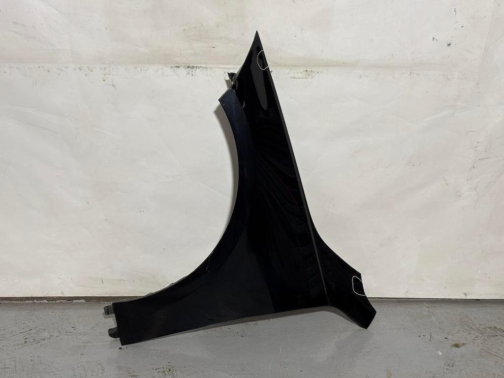 BMW series 1 f40 linker voorspatbord, Ophalen, Gebruikt, Voor, BMW