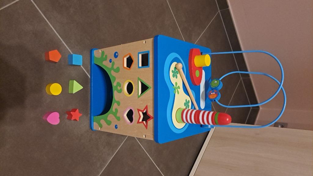 Houten activiteitenkubus / activiteitenblok, Kinderen en Baby's, Speelgoed | Houten speelgoed, Ophalen of Verzenden, Gebruikt