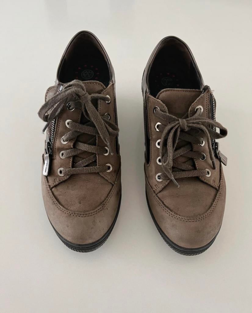 Mobils sneaker mt 6 (39), Kleding | Dames, Schoenen, Bruin, Sneakers, Gedragen, Ophalen of Verzenden