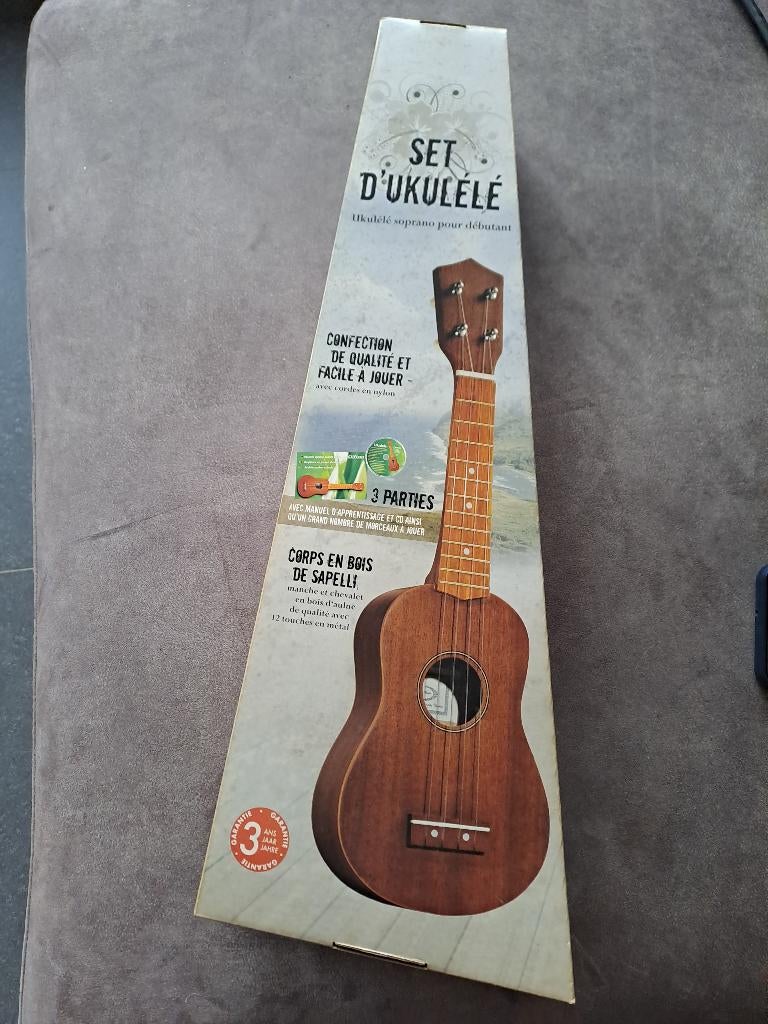 Ukelele, Ophalen, Zo goed als nieuw, Overige typen