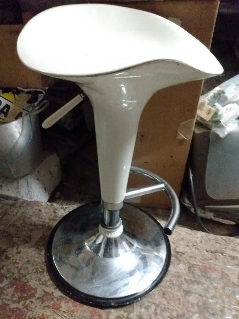 Tabouret de bar, 1 tabouret, Synthétique, Enlèvement, Utilisé