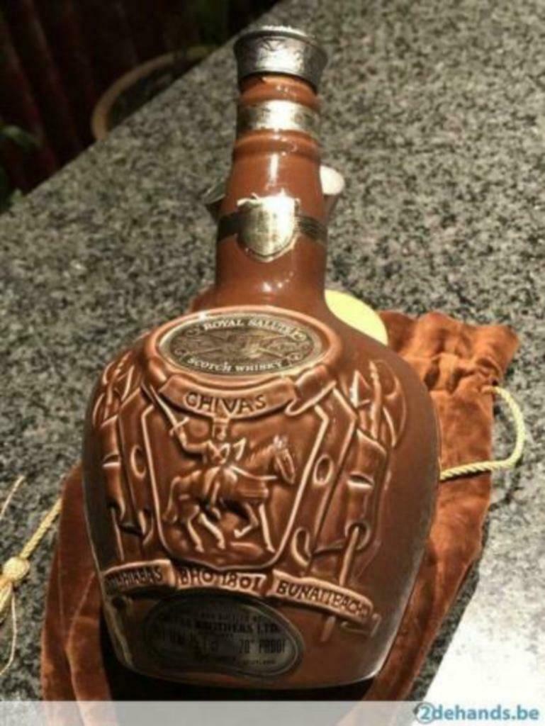 Oude Whisky Chivas Royale Salute verzamelfles., Enlèvement, Comme neuf, Bouteille(s)