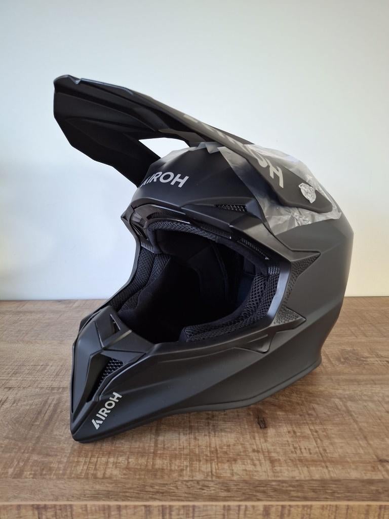 STOCKDEAL! Motorhelm Cross - Airoh Wraap (meerdere maten), XS, Offroadhelm, Dames, Ophalen