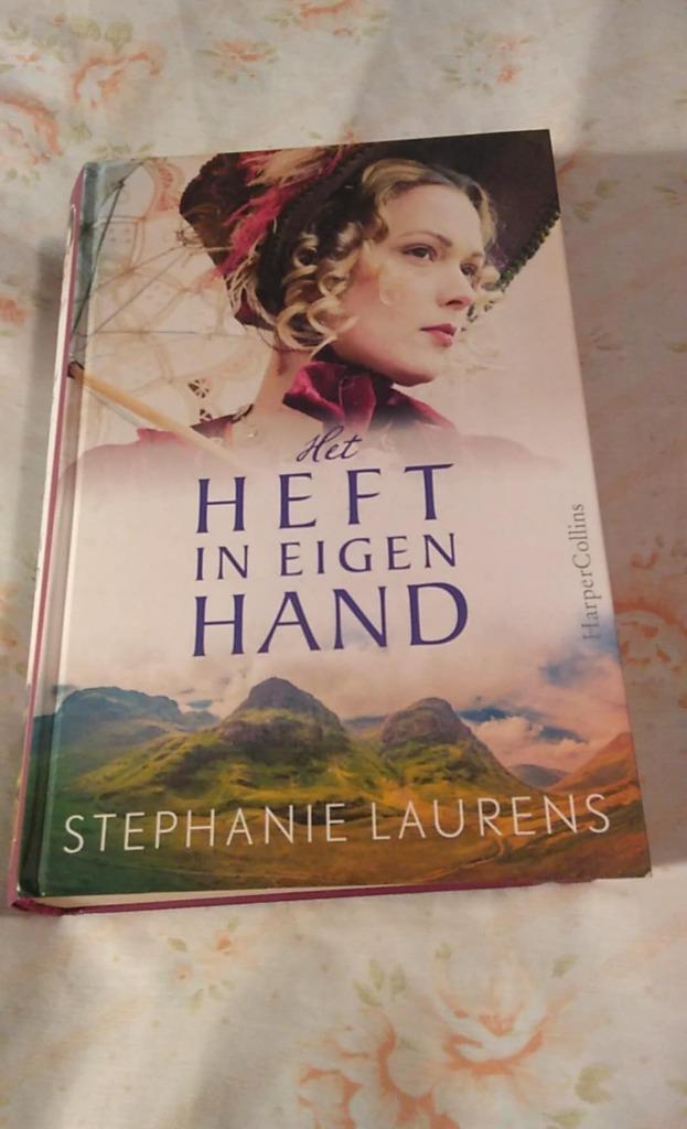 het heft in eigen hand, Boeken, Ophalen of Verzenden, Stephanie Laurens