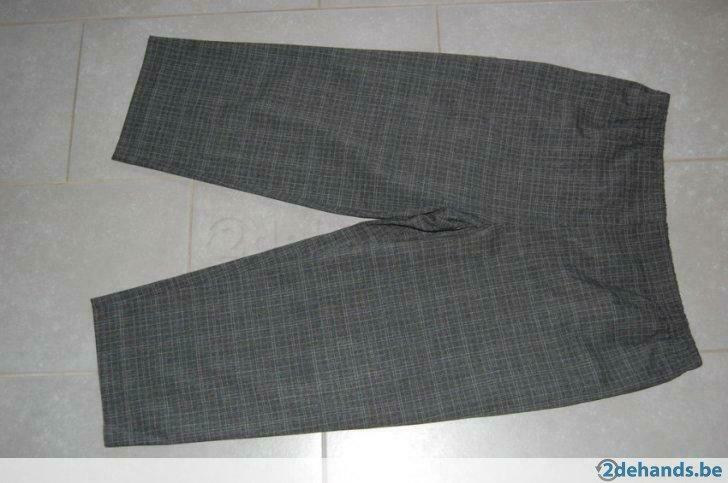 3/4 broeken-MAAT 46 tot 52-zeer goede staat, Kleding | Dames, Broeken en Pantalons, Ophalen of Verzenden, Gedragen, Maat 46/48 (XL) of groter