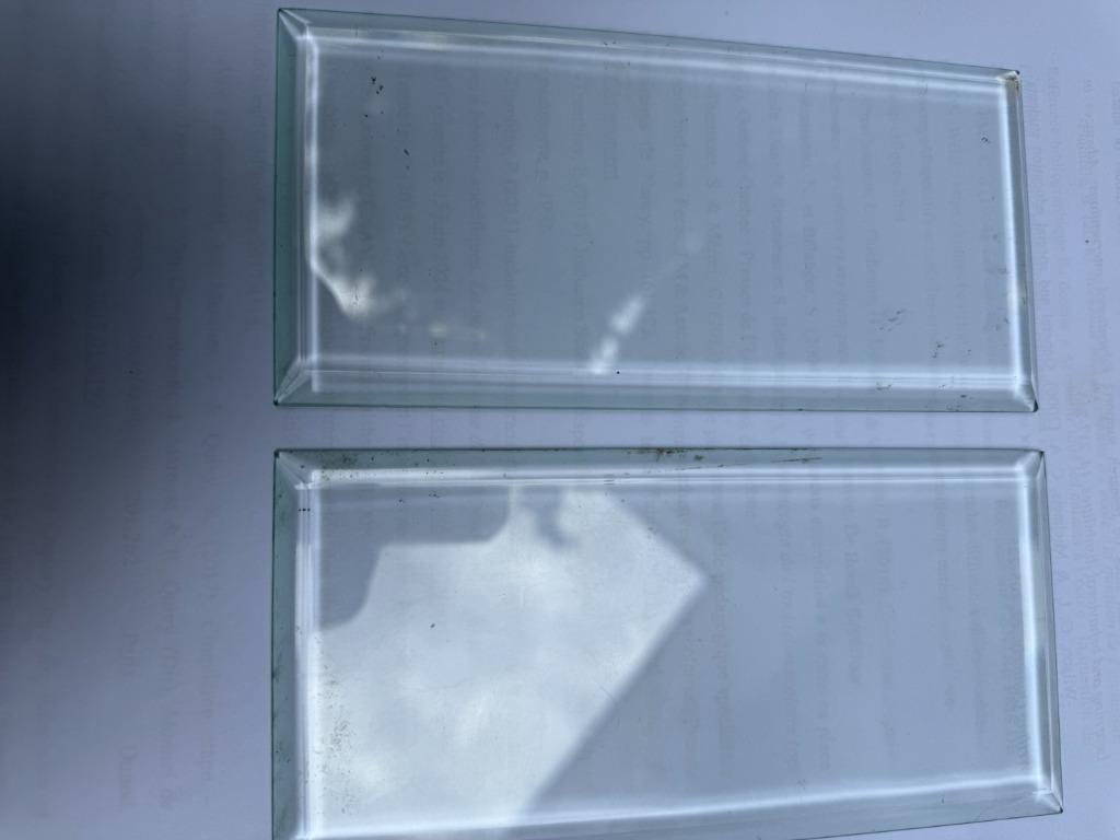 Oude rechthoekige afgeschuinde glazen voor restauratie ca., Ophalen