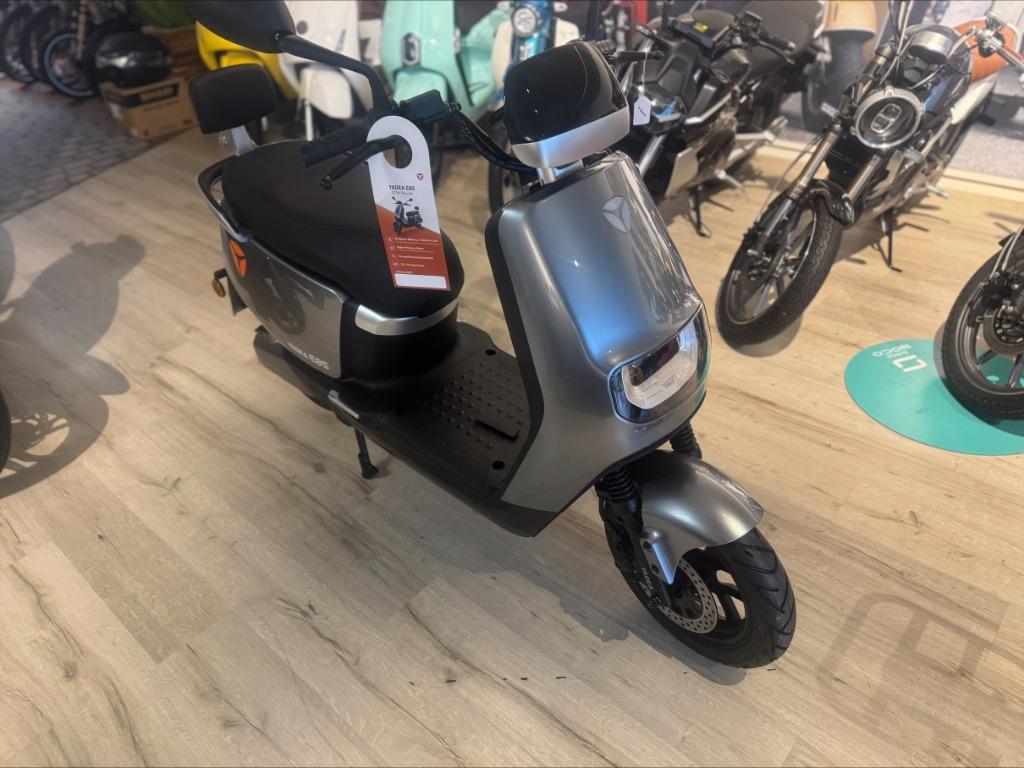 Yadea E8S, Fietsen en Brommers, Ophalen, Overige modellen, Elektrisch, Nieuw