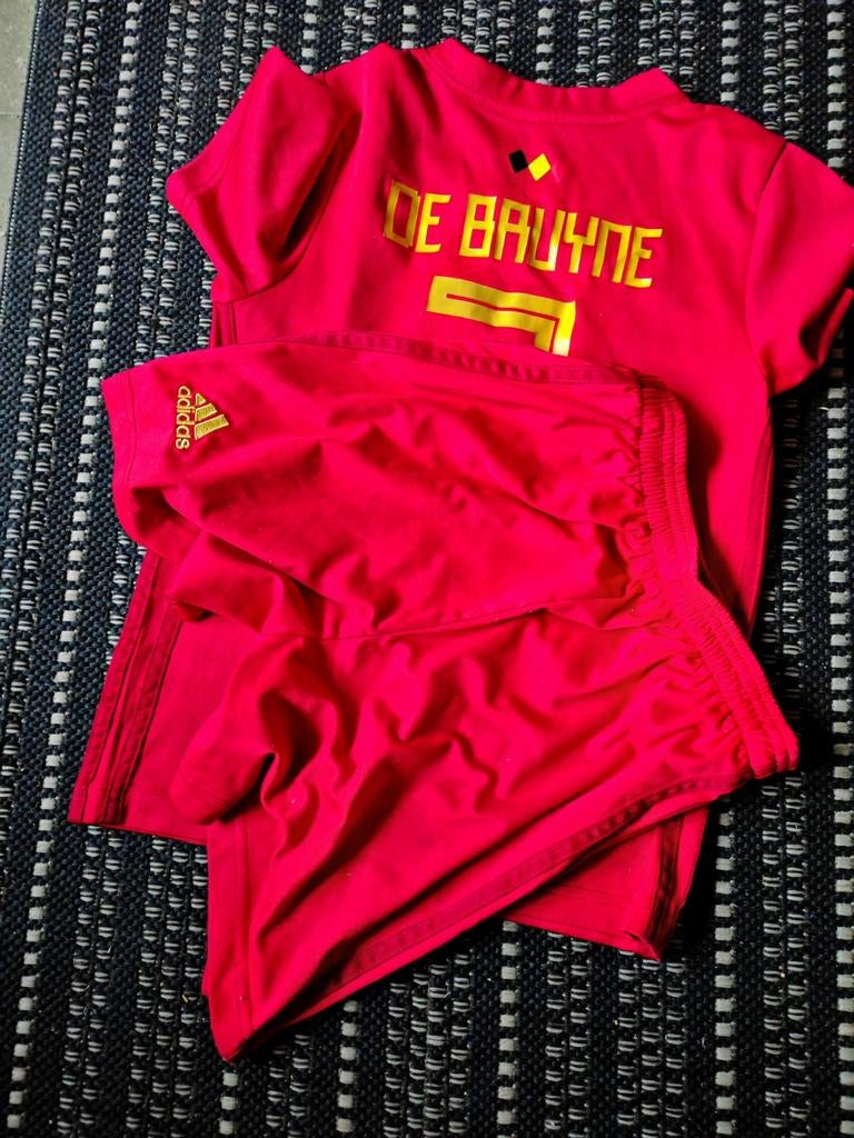 146 sport outfit Rode duivels Adidas De Bruyne nr 7, Ophalen of Verzenden, Zo goed als nieuw, Adidas, Jongen of Meisje