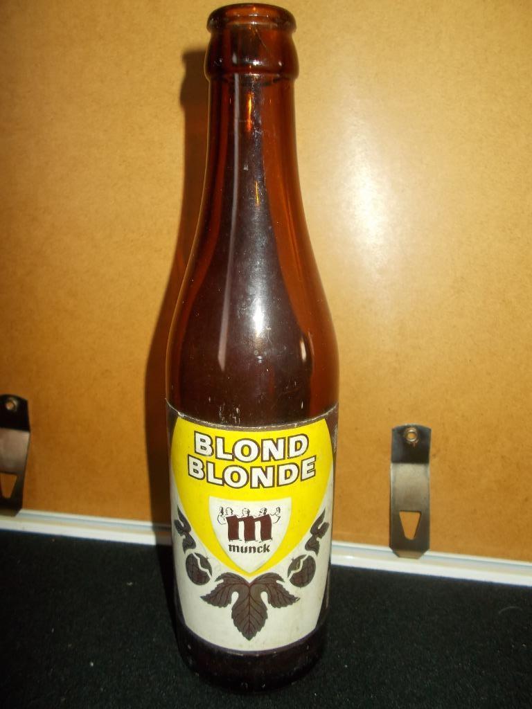 Lege bierfles 33cl met etiket MUNCK blond - De Gomme, Verzamelen, Ophalen of Verzenden, Gebruikt, Flesje(s), Overige merken