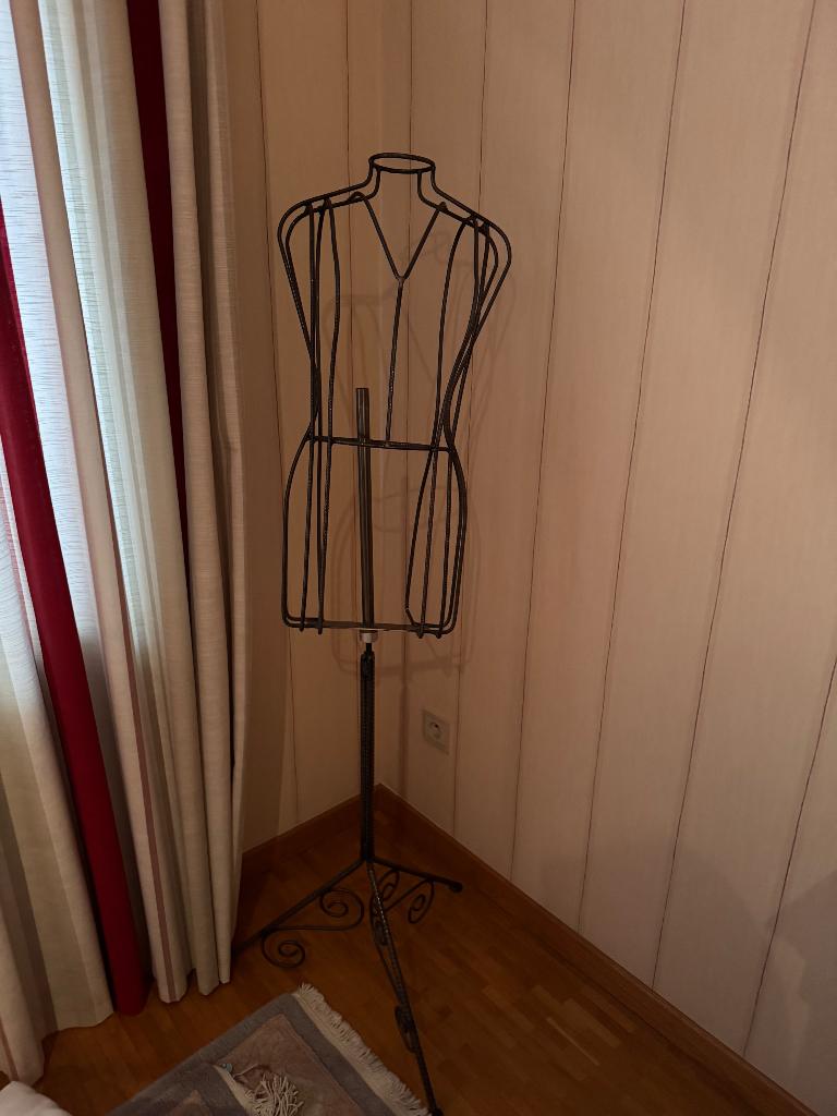 Paspop, Enlèvement, Neuf, Mannequin