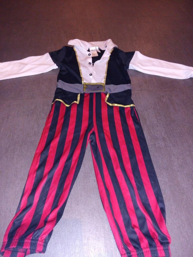 Piratenpak 98-104, Ophalen of Verzenden, Gebruikt