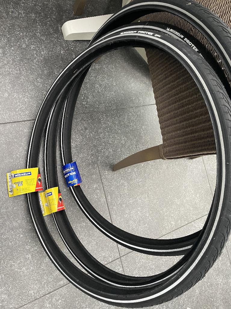 3 NIEUWE fietsbanden michelin protek cross 700*32C, Ophalen, Nieuw, Band, Michelin