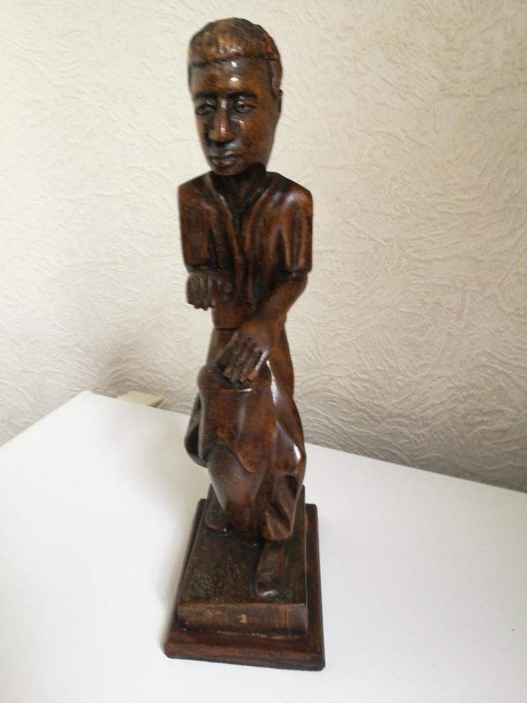 Statue Africaine Homme Joueur de Tam-Tam, Antiek en Kunst, Ophalen of Verzenden