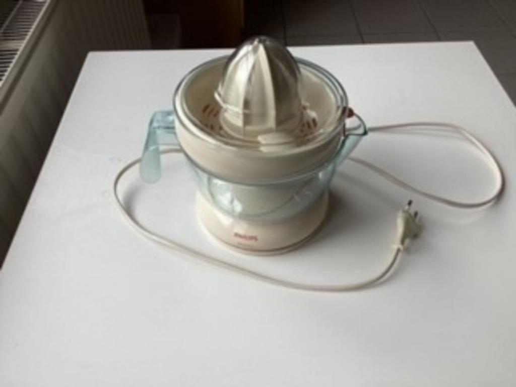 ELECTRISCHE CITRUSPERS, Ophalen, Zo goed als nieuw, Wit