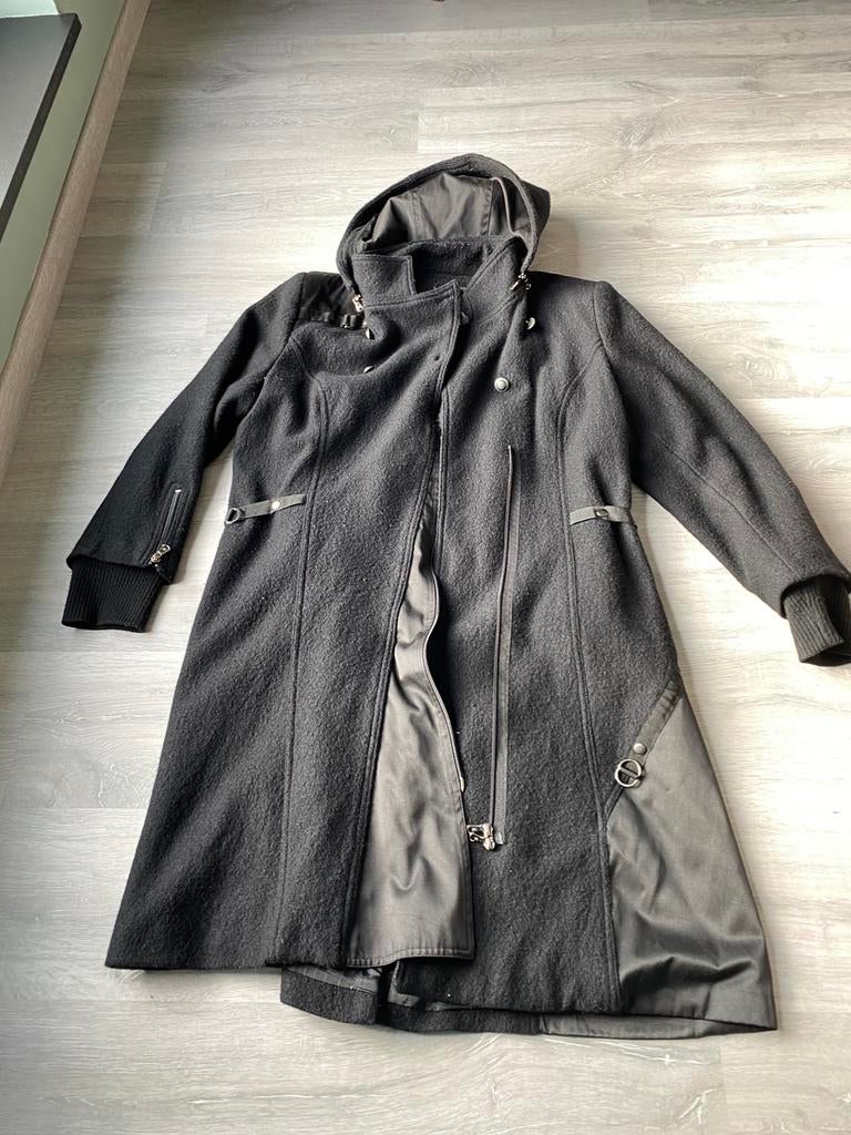 Winterjas cassis maat 42, Kleding | Dames, Cassis, Zwart, Maat 42/44 (L), Ophalen of Verzenden