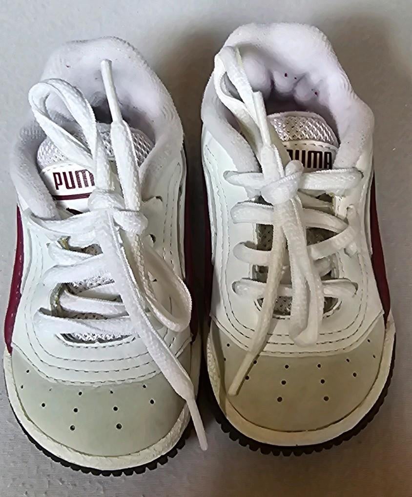Chaussures enfant puma EU20 US5 UK4 nike adidas style, Garçon ou Fille, Enlèvement ou Envoi, Puma, Comme neuf