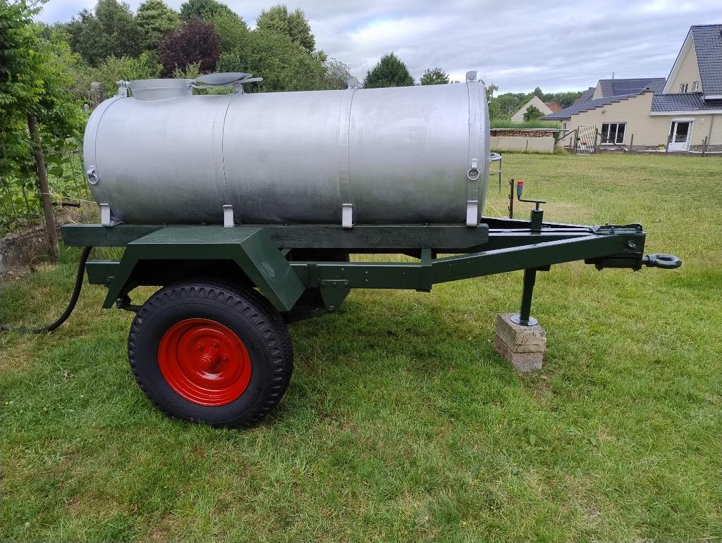 waterton  1200 l, Dieren en Toebehoren, L