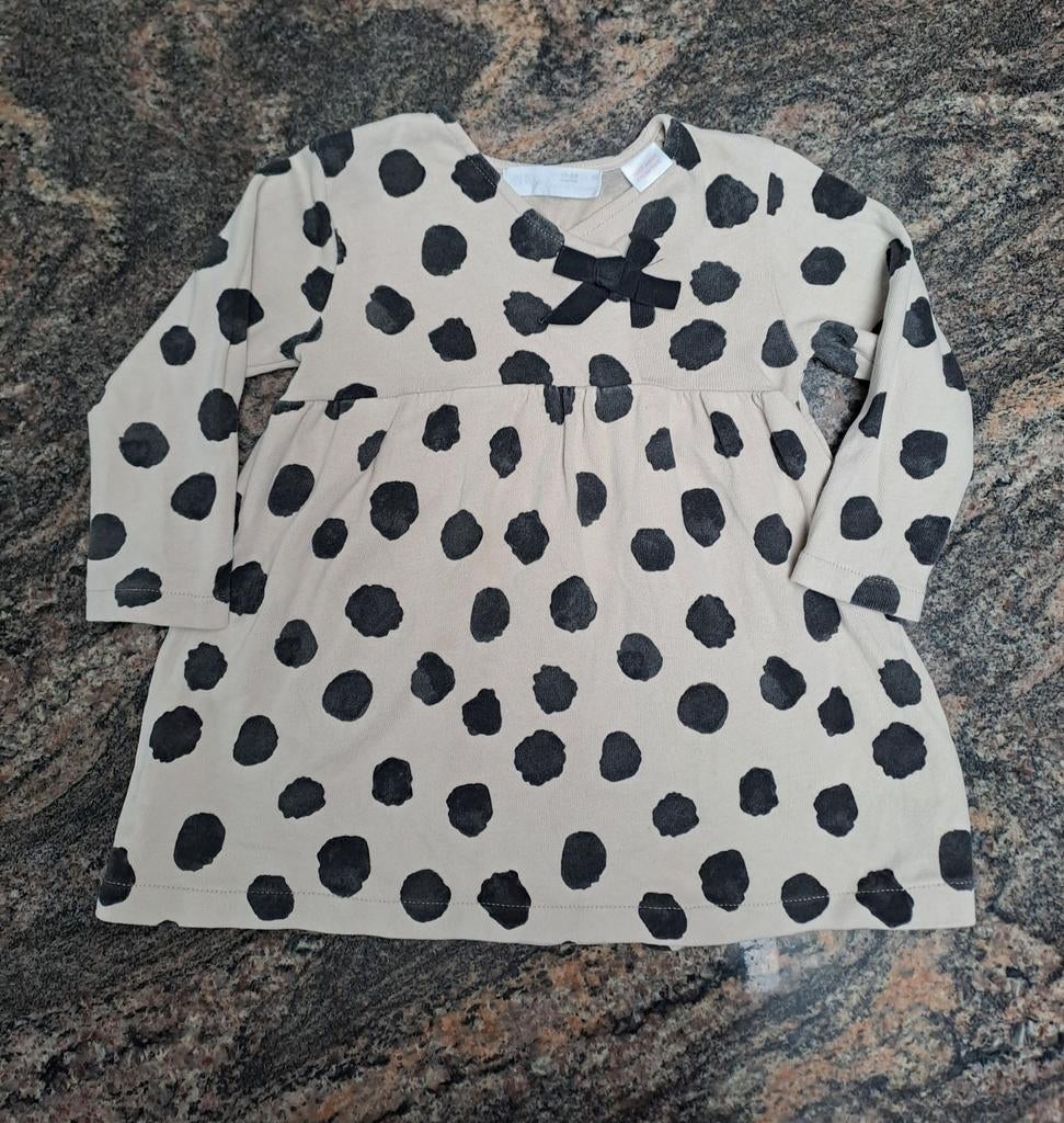 t 92 Robe beige à manches longues à pois noirs et nœud, Enfants & Bébés, Vêtements de bébé | Taille 62, Robe ou Jupe, Enlèvement ou Envoi
