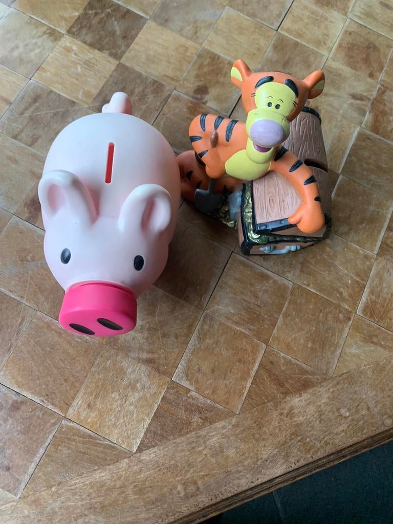 Lot de deux tirelires Tigrou et Cochon rose, Enlèvement, Comme neuf