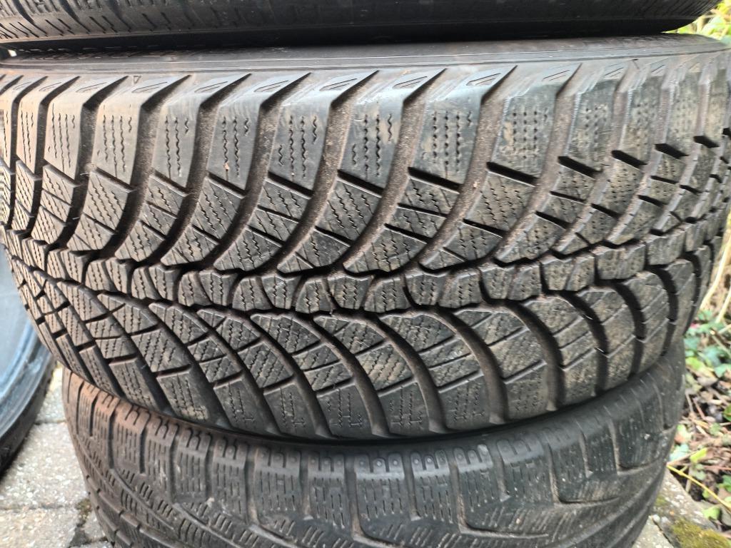 Winter banden 205 55 16 + 225 45 18 Goodyear, Pirelli, kumho, Auto-onderdelen, Banden en Velgen, Ophalen, Gebruikt, 16 inch, Band(en)