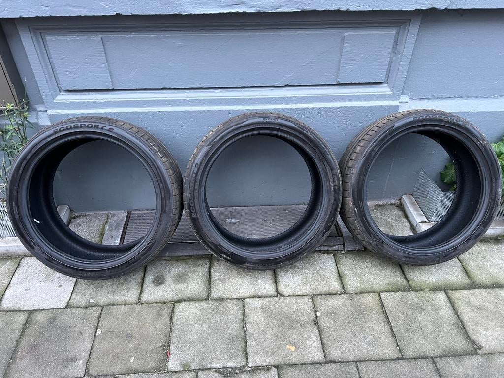 Banden imperial nieuw 2x 245/40/20 " -- 1 x 275 /35/20" duim, Ophalen