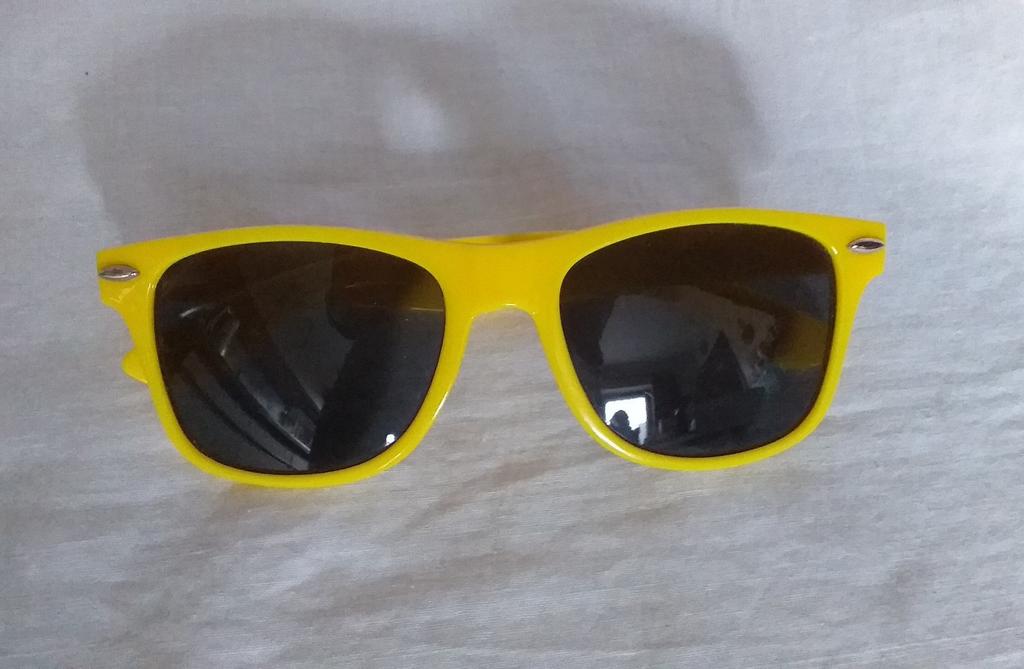 Lunettes de soleil jaune, Enlèvement ou Envoi, Comme neuf, Jaune, Lunettes